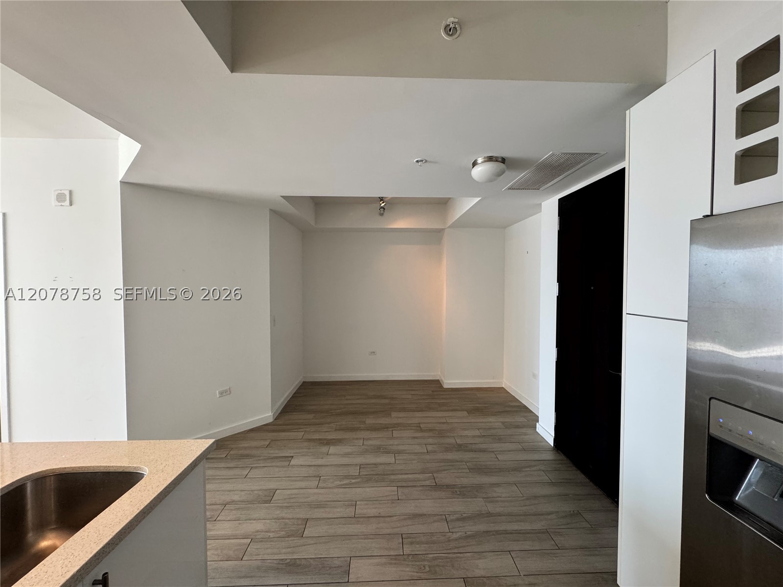 999 SW 1st Ave #2511, Miami FL 33130