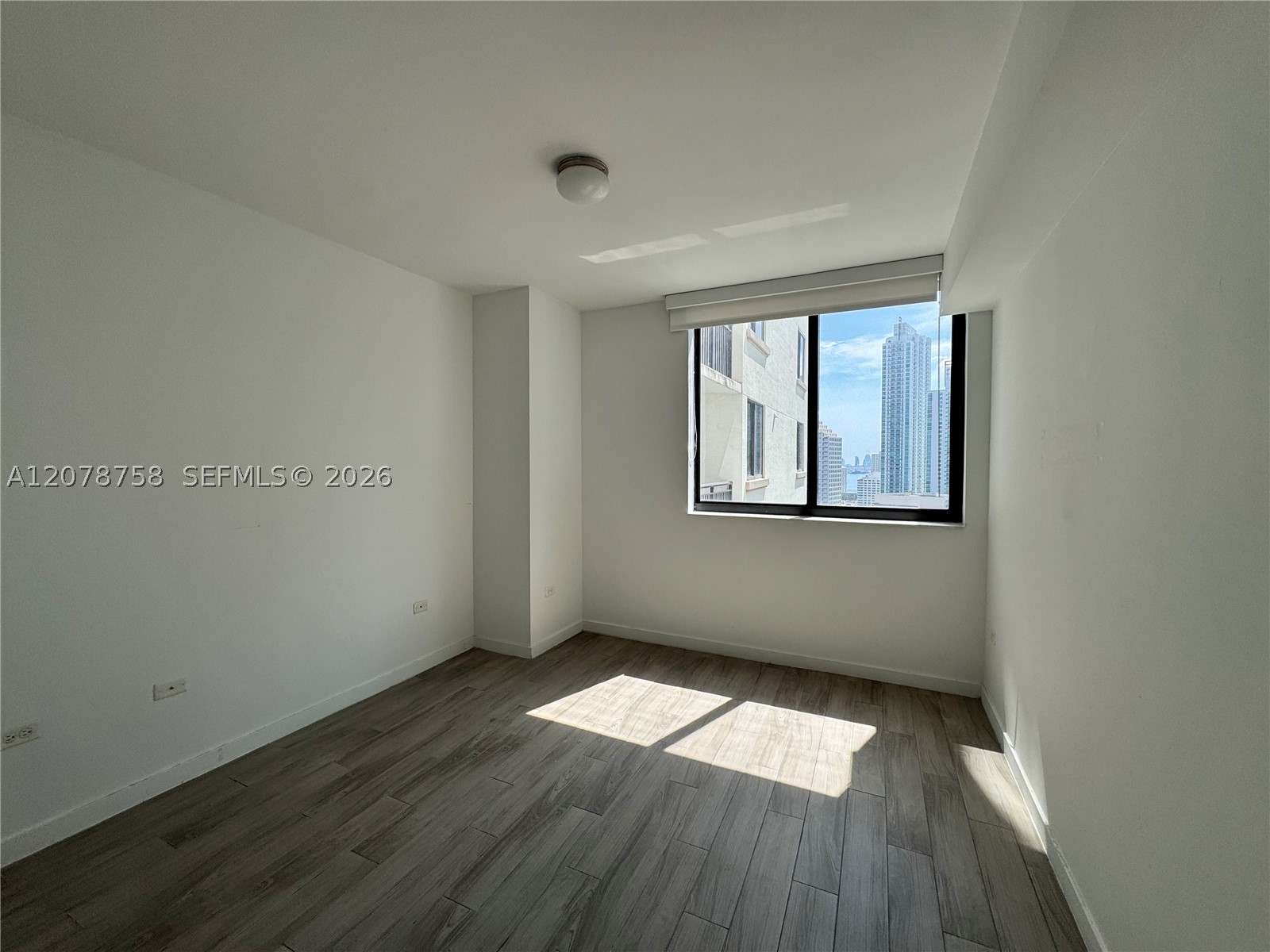 999 SW 1st Ave #2511, Miami FL 33130