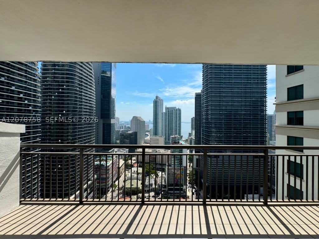 999 SW 1st Ave #2511, Miami FL 33130