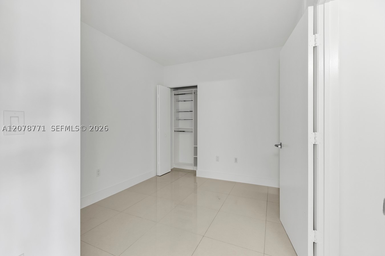92 SW 3rd St #1403, Miami FL 33130
