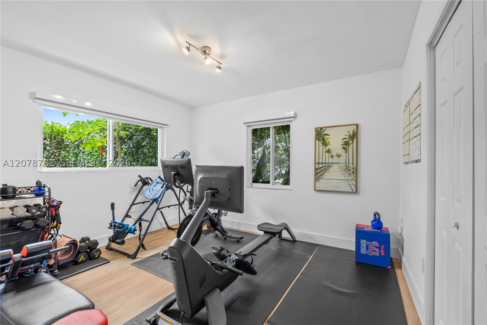 6811 SW 48th Ter, Miami FL 33155