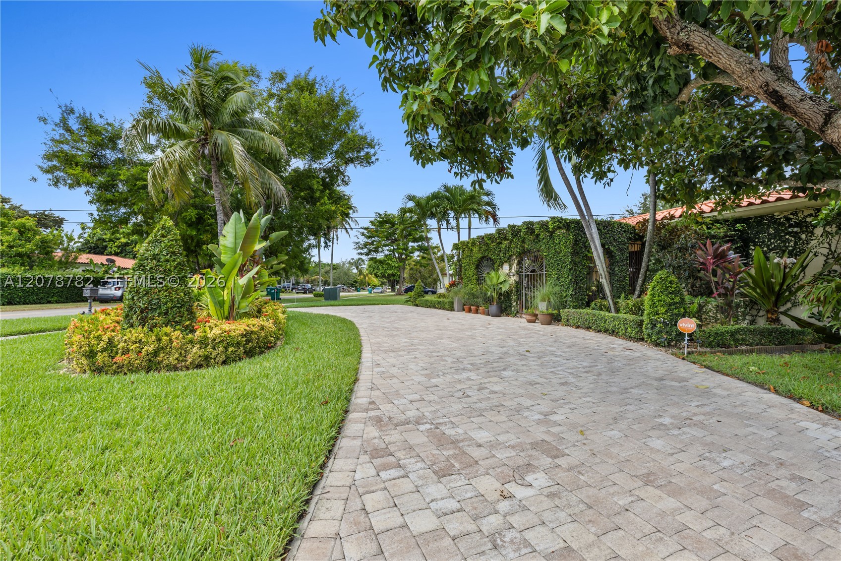 6811 SW 48th Ter, Miami FL 33155