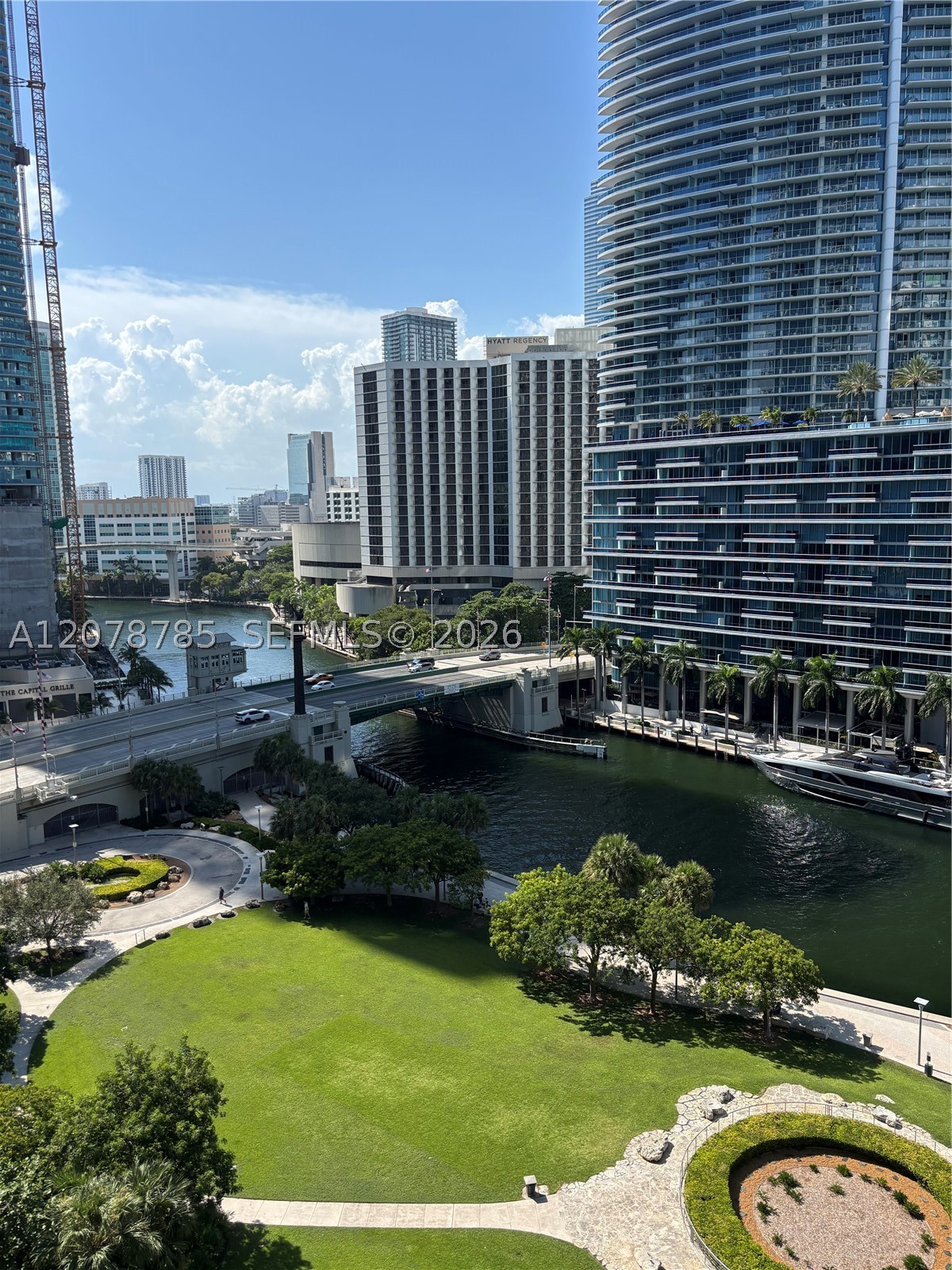 475 Brickell Ave #1410, Miami FL 33131