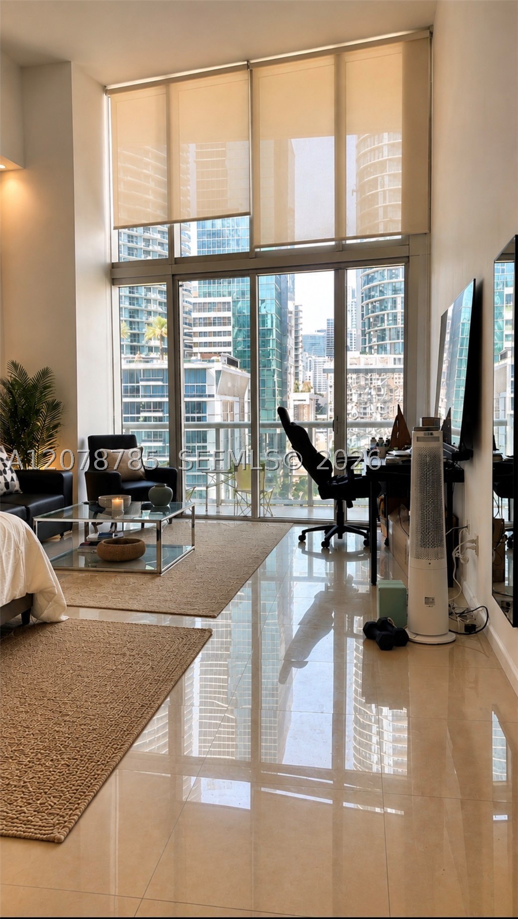 475 Brickell Ave #1410, Miami FL 33131