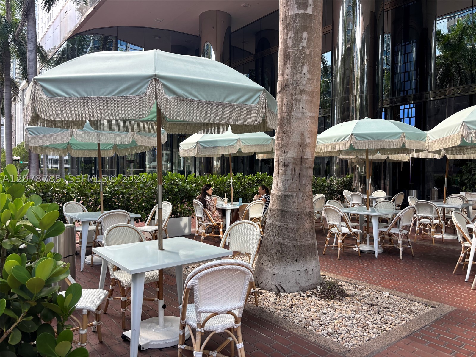 475 Brickell Ave #1410, Miami FL 33131