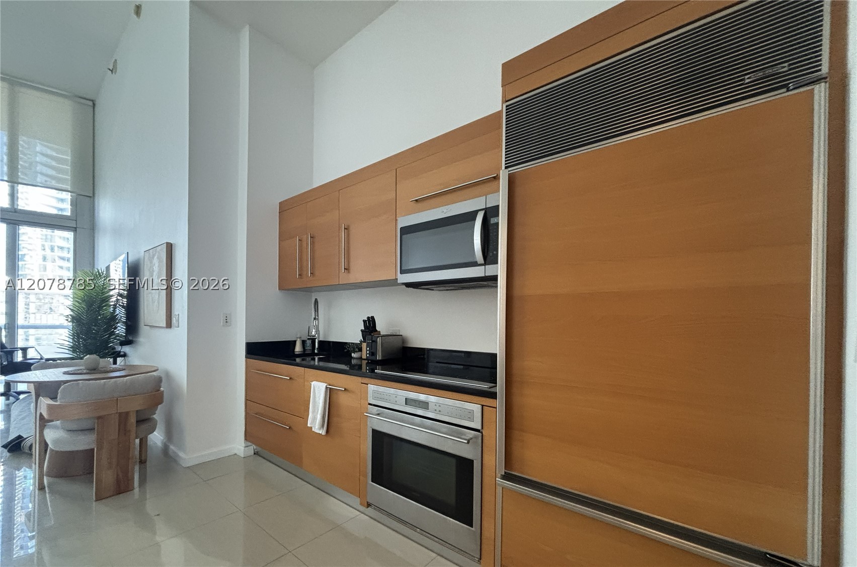 475 Brickell Ave #1410, Miami FL 33131