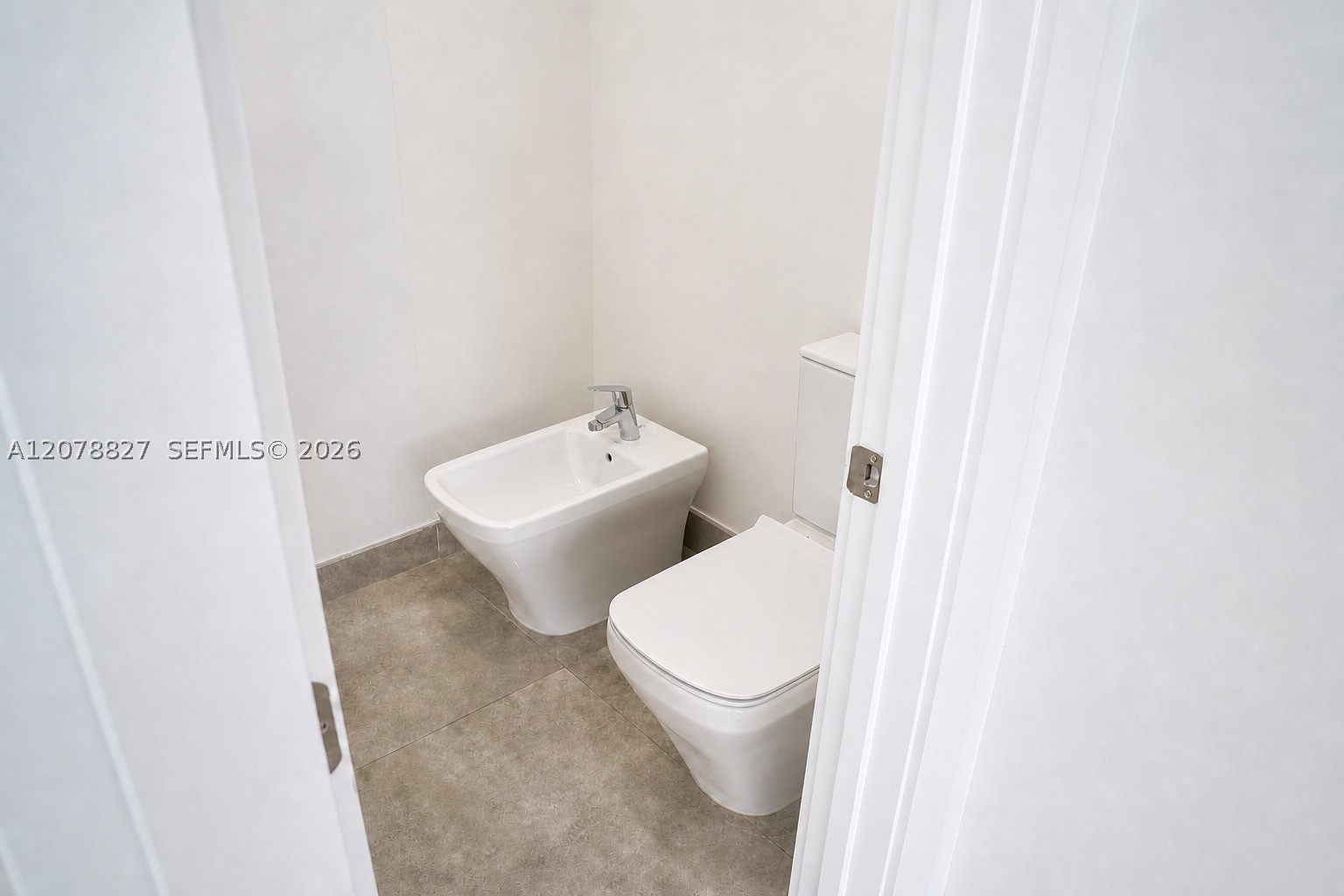 7560 NW 101st Ct #7560, Doral FL 33178