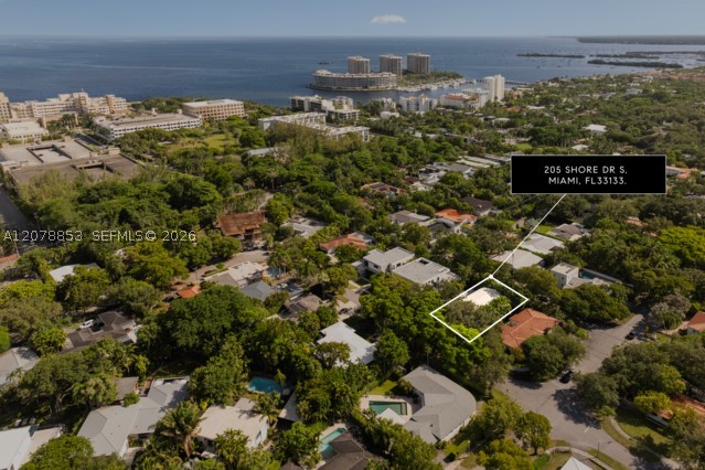 205 S Shore Dr S, Miami FL 33133