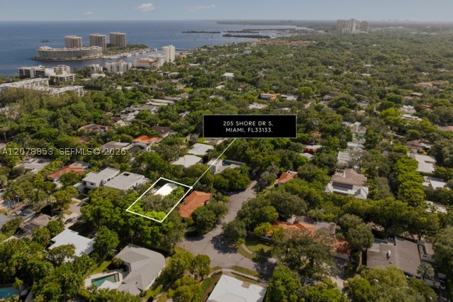 205 S Shore Dr S, Miami FL 33133