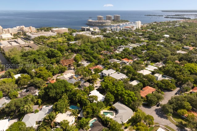 205 S Shore Dr S, Miami FL 33133