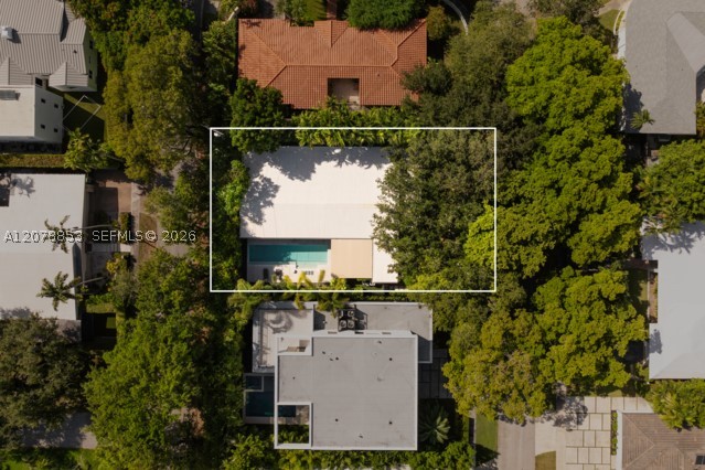 205 S Shore Dr S, Miami FL 33133