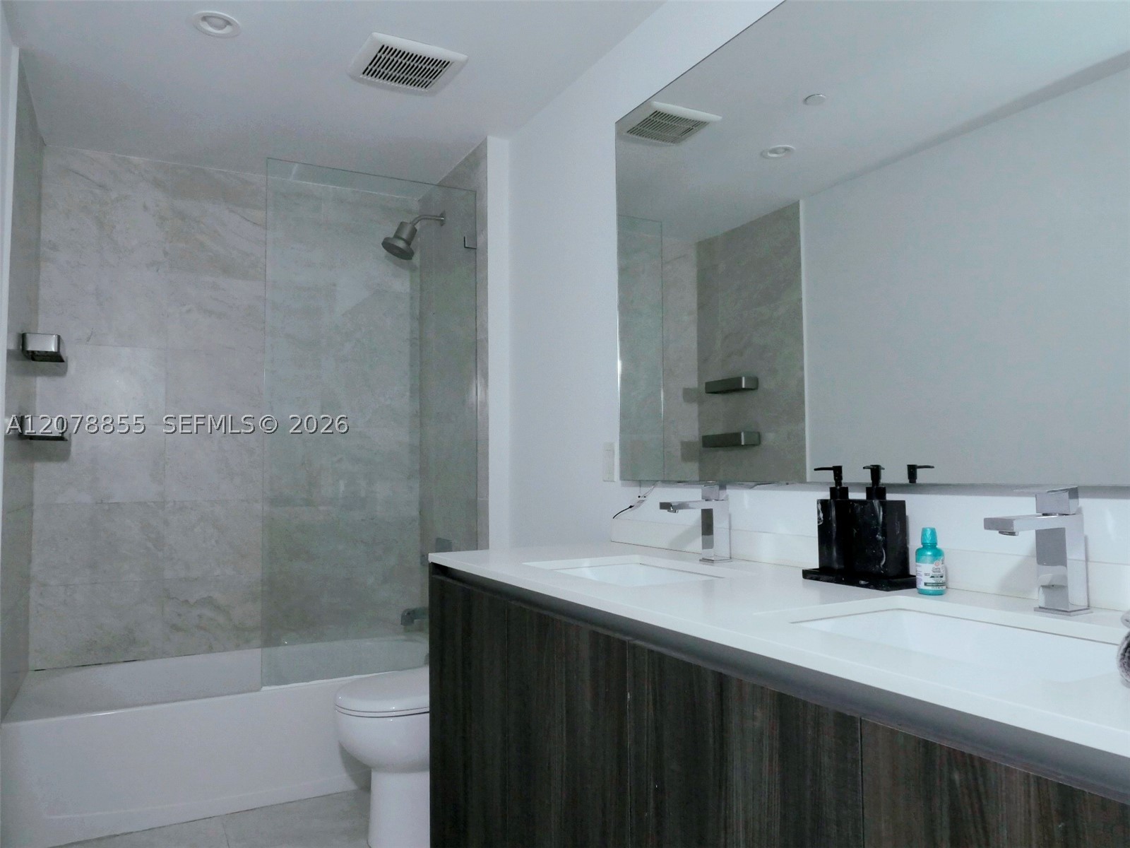 488 NE 18th St #3100, Miami FL 33132