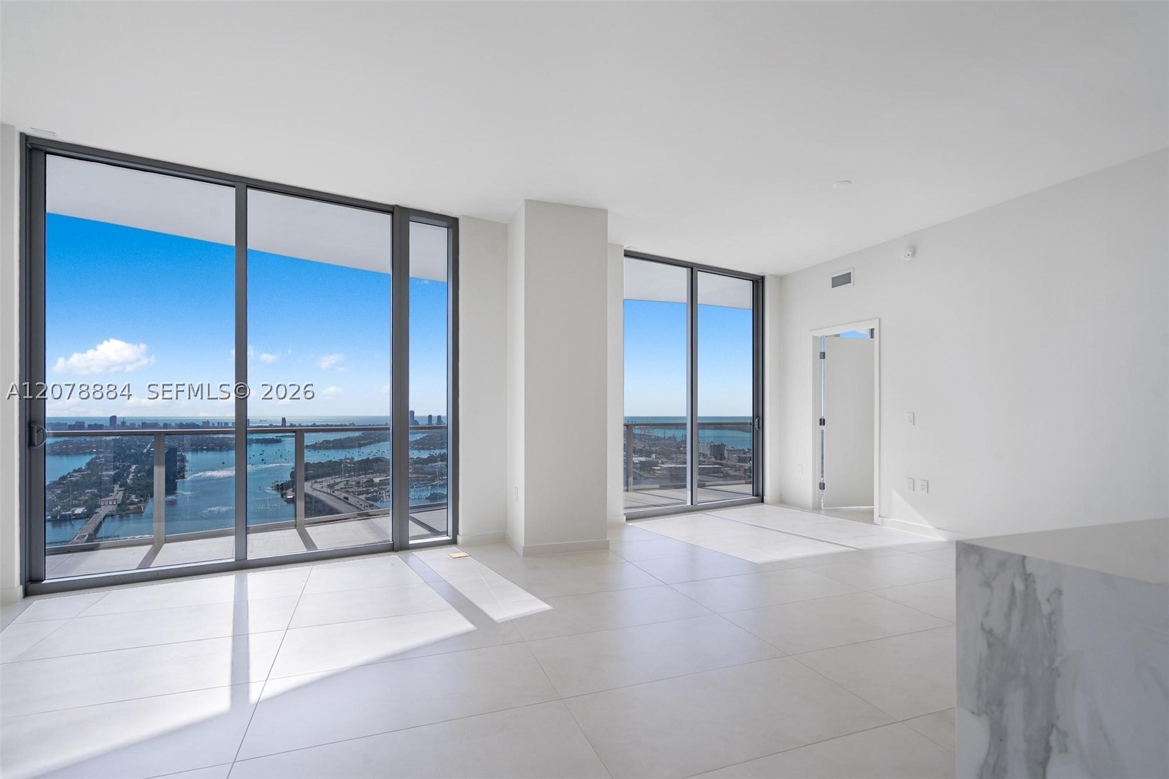1400 Biscayne Blvd #4504, Miami FL 33132