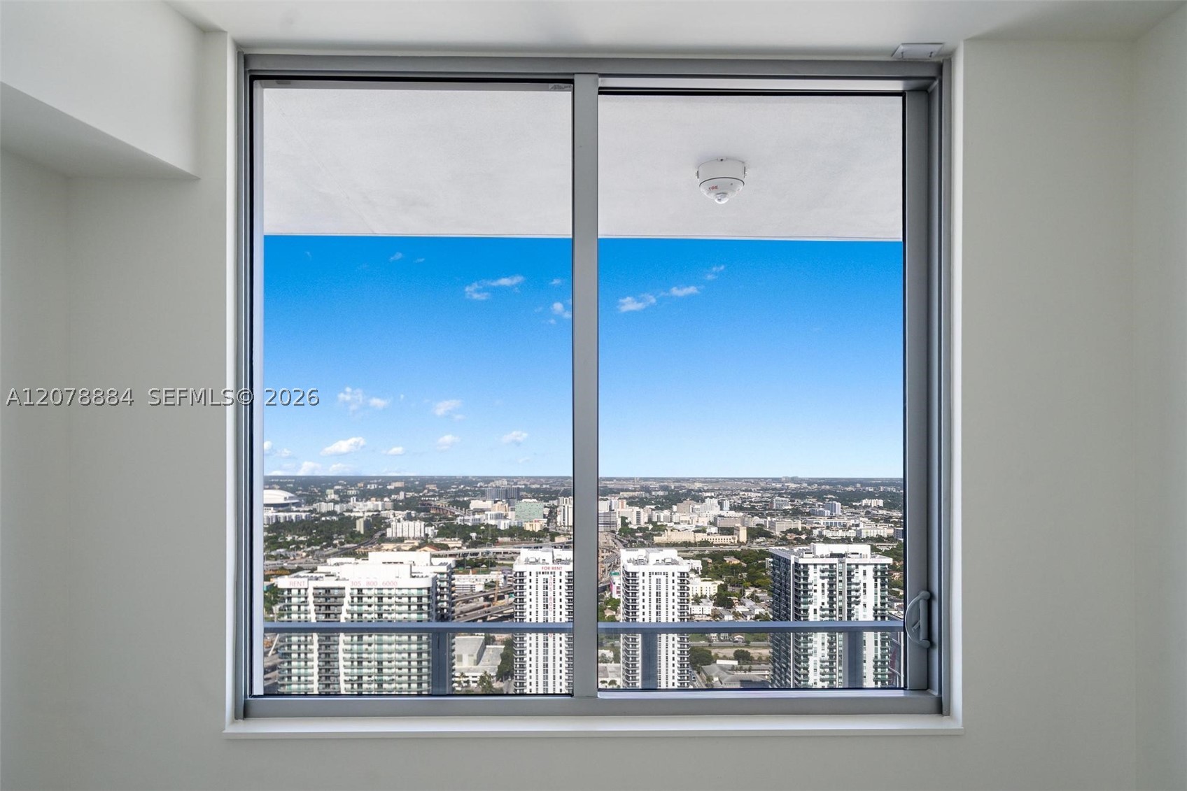 1400 Biscayne Blvd #4504, Miami FL 33132