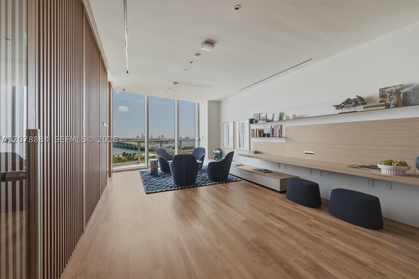 1400 Biscayne Blvd #4504, Miami FL 33132