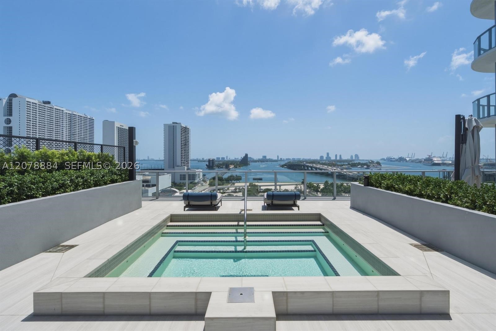 1400 Biscayne Blvd #4504, Miami FL 33132