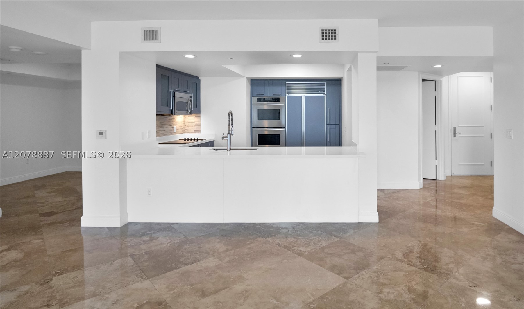 3301 NE 183rd St #1105, Aventura FL 33160