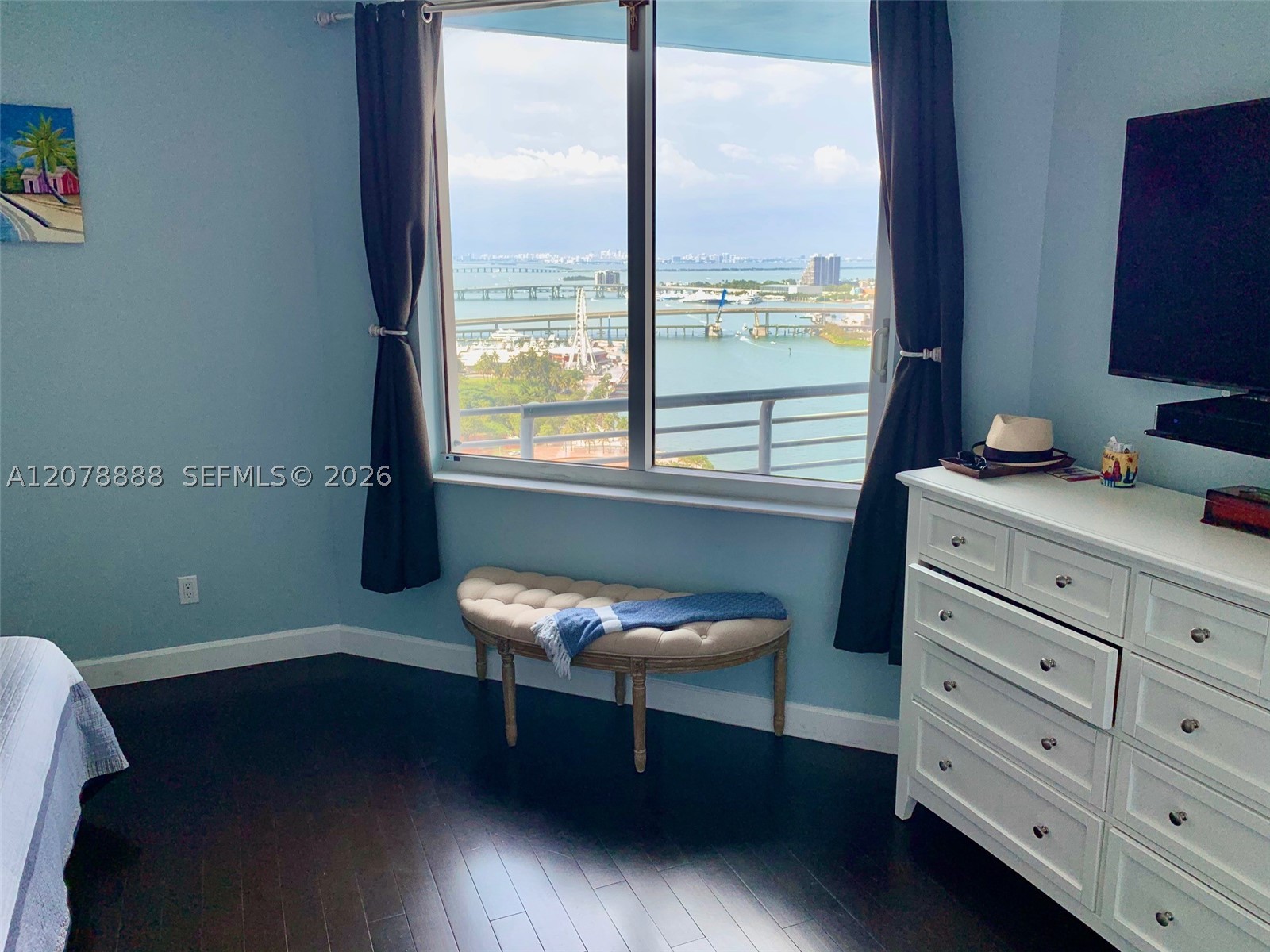 325 S Biscayne Blvd #2714, Miami FL 33131