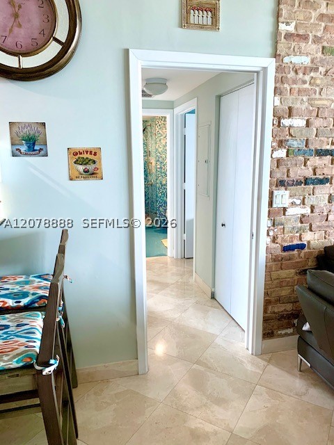 325 S Biscayne Blvd #2714, Miami FL 33131