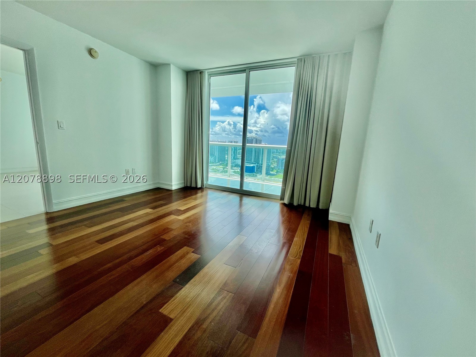 1800 N Bayshore Dr #3710, Miami FL 33132