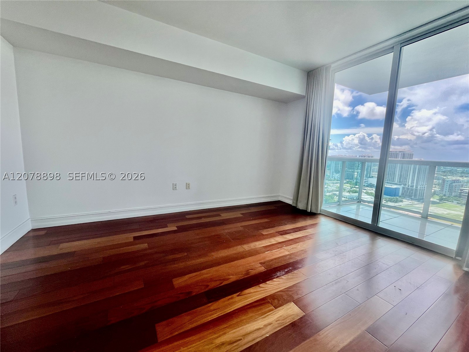 1800 N Bayshore Dr #3710, Miami FL 33132