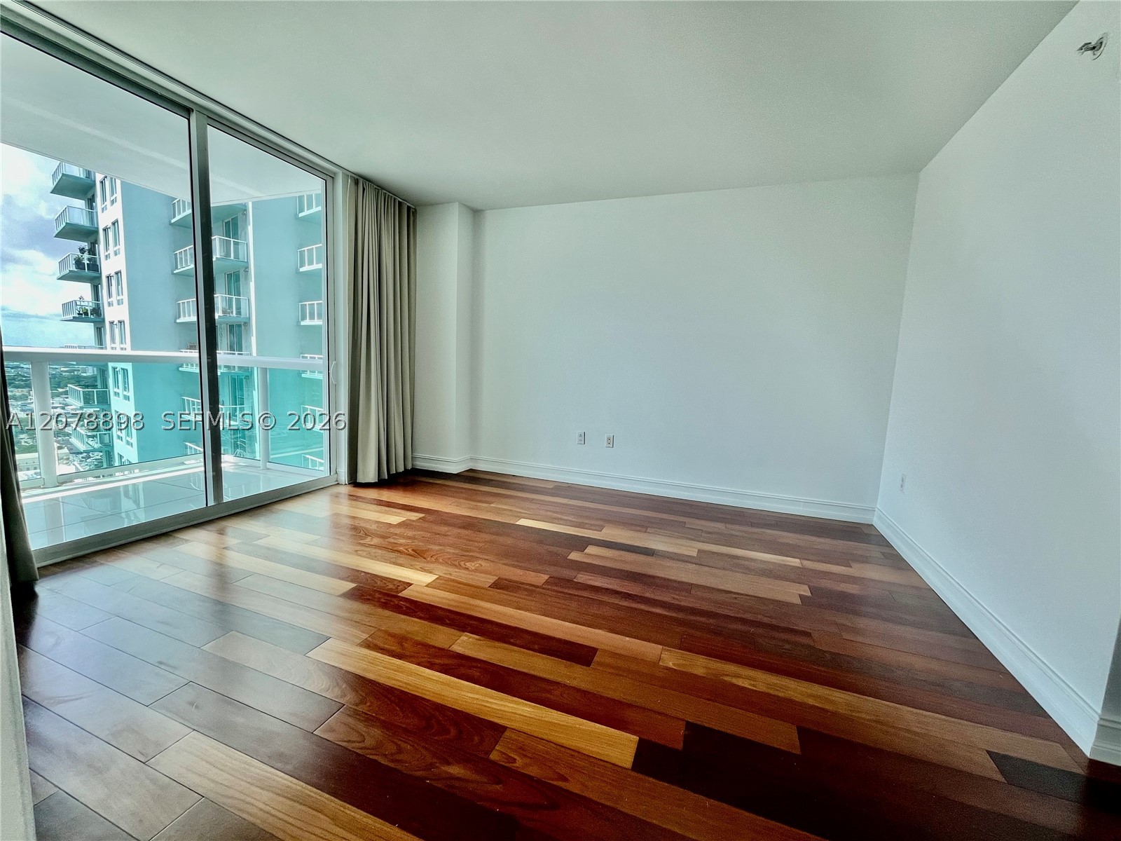 1800 N Bayshore Dr #3710, Miami FL 33132