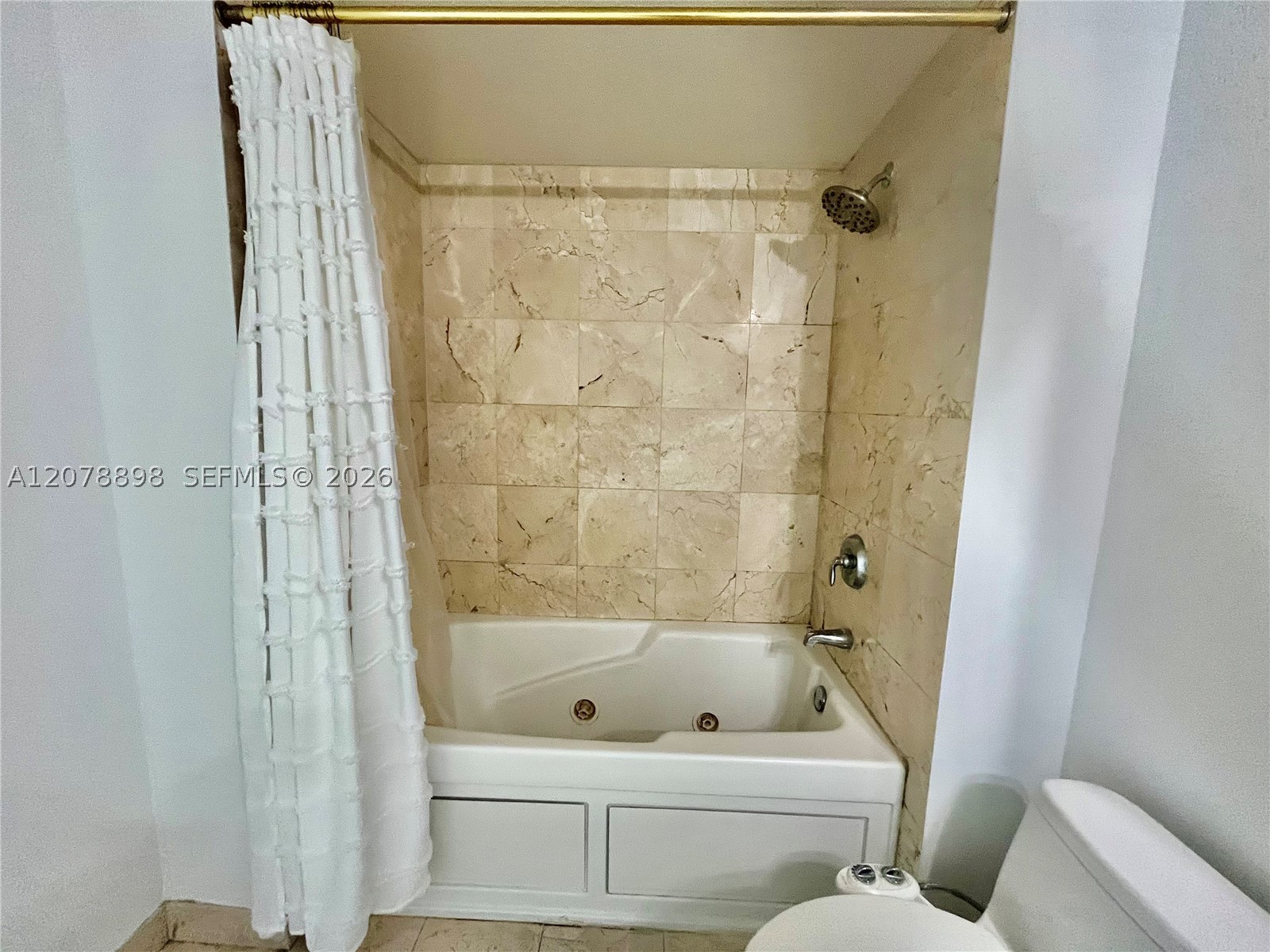 1800 N Bayshore Dr #3710, Miami FL 33132