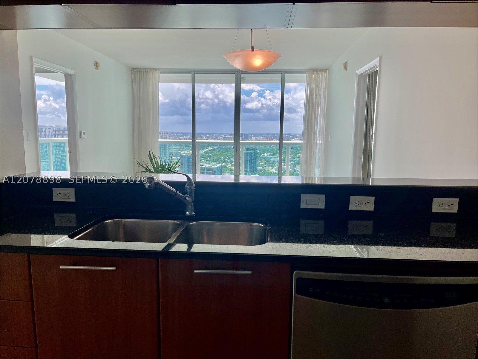 1800 N Bayshore Dr #3710, Miami FL 33132