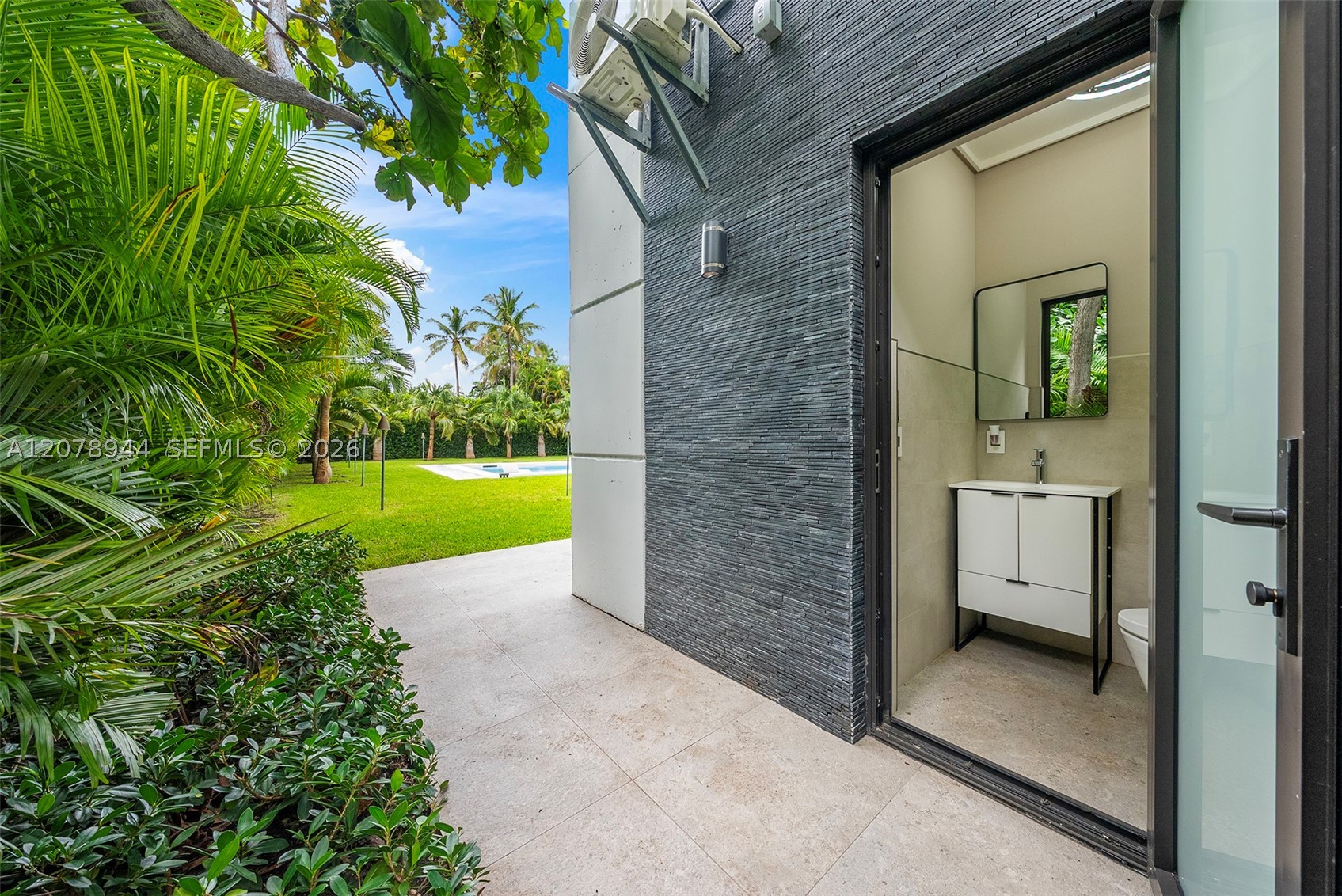 9860 NE 5th Ave Rd, Miami Shores FL 33138