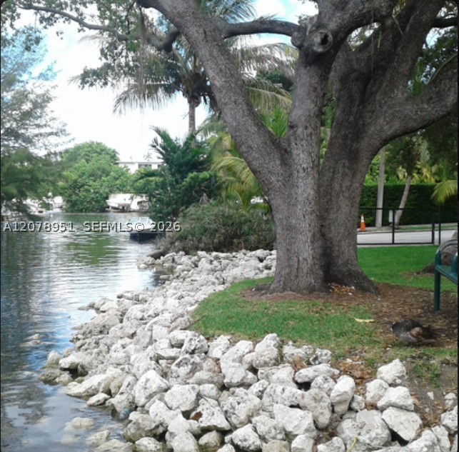 436 NE 77th St Rd #6, Miami FL 33138