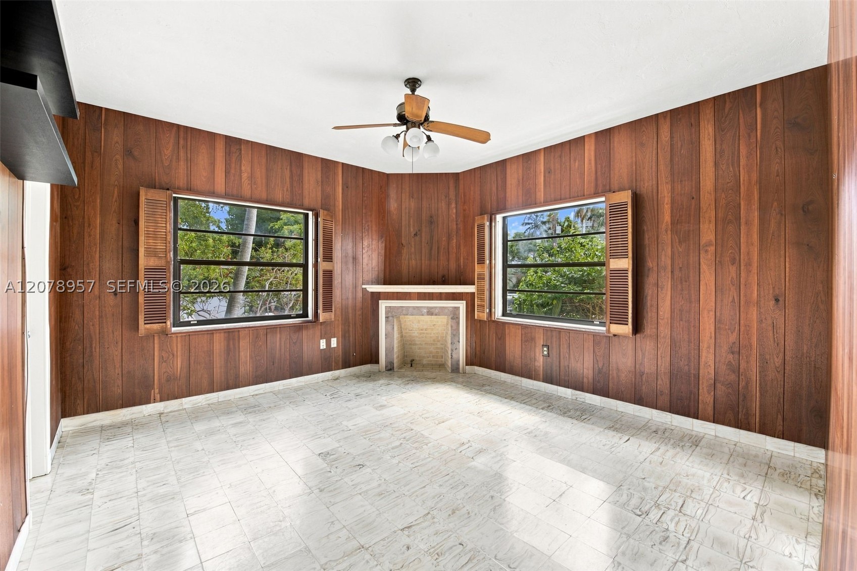 5680 Pine Tree Dr, Miami Beach FL 33140