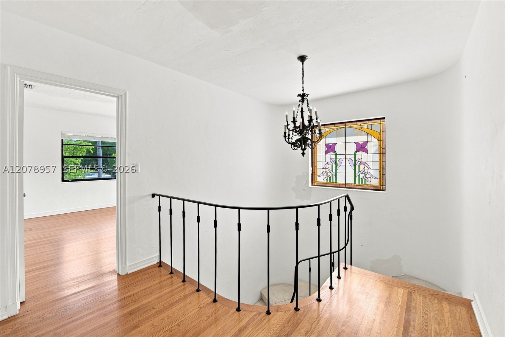 5680 Pine Tree Dr, Miami Beach FL 33140