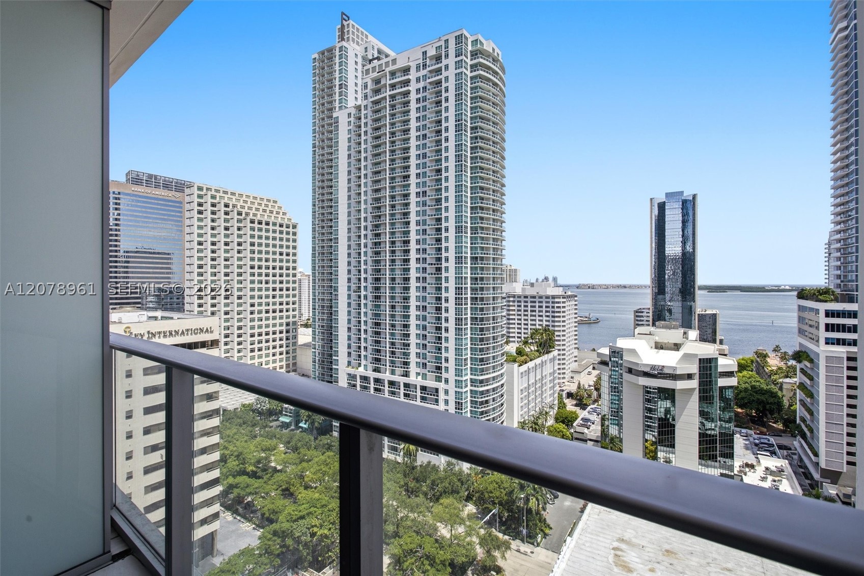 1010 Brickell Ave #2102, Miami FL 33131