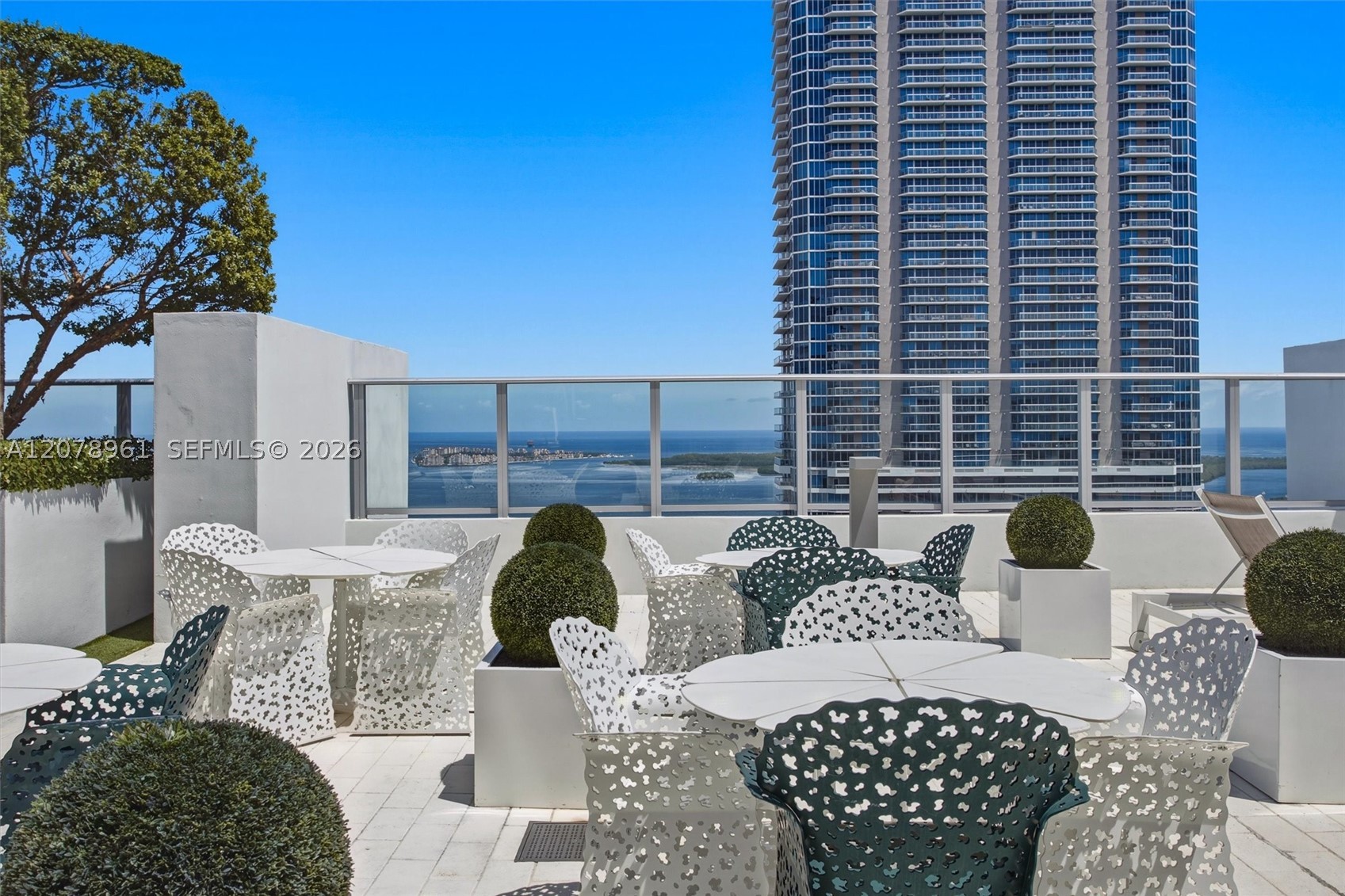 1010 Brickell Ave #2102, Miami FL 33131