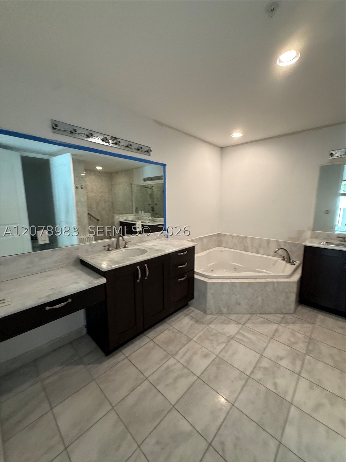 Coral Gables FL 33134 - A12078983