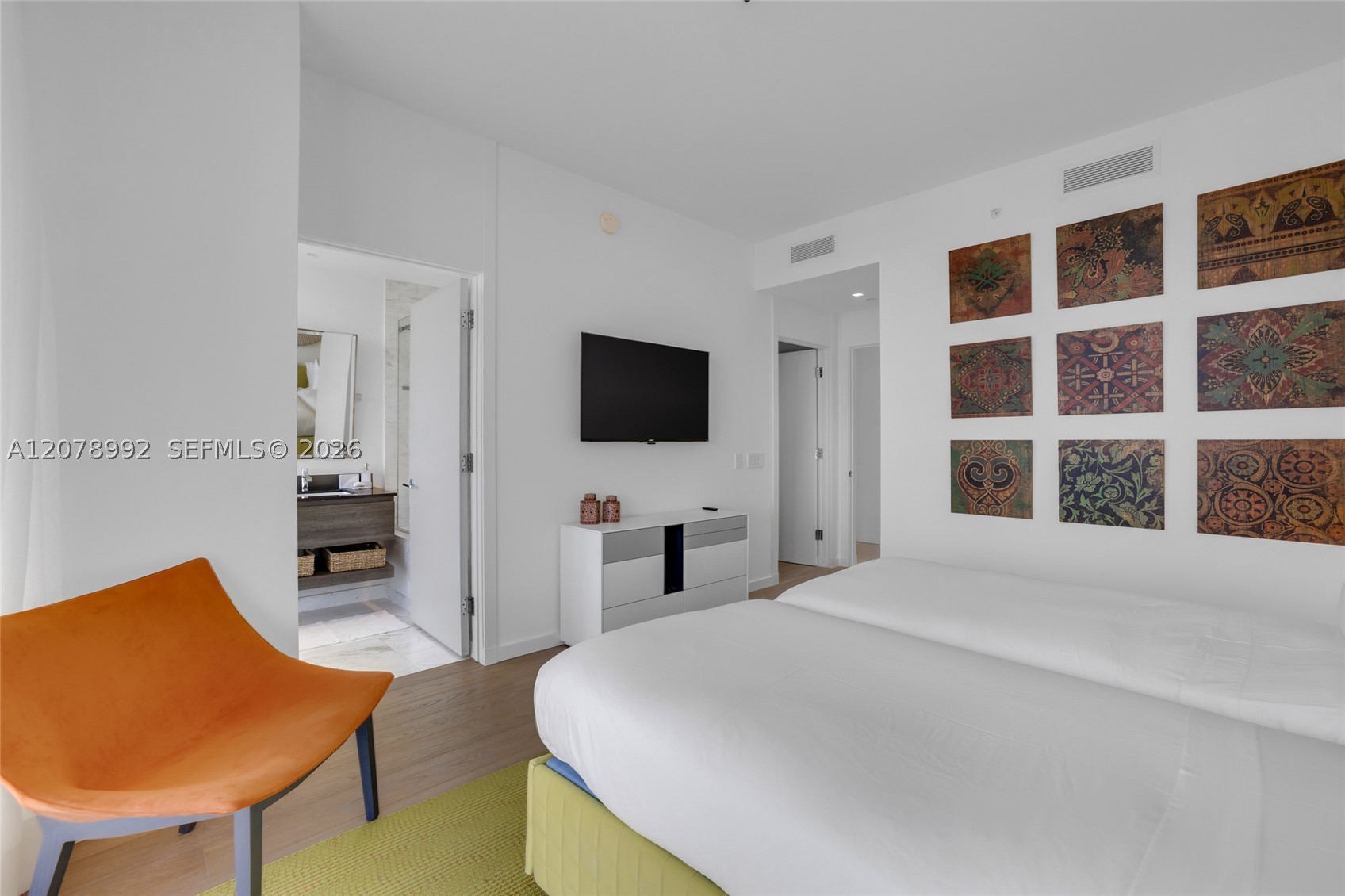 360 Ocean Dr #1102S, Key Biscayne FL 33149