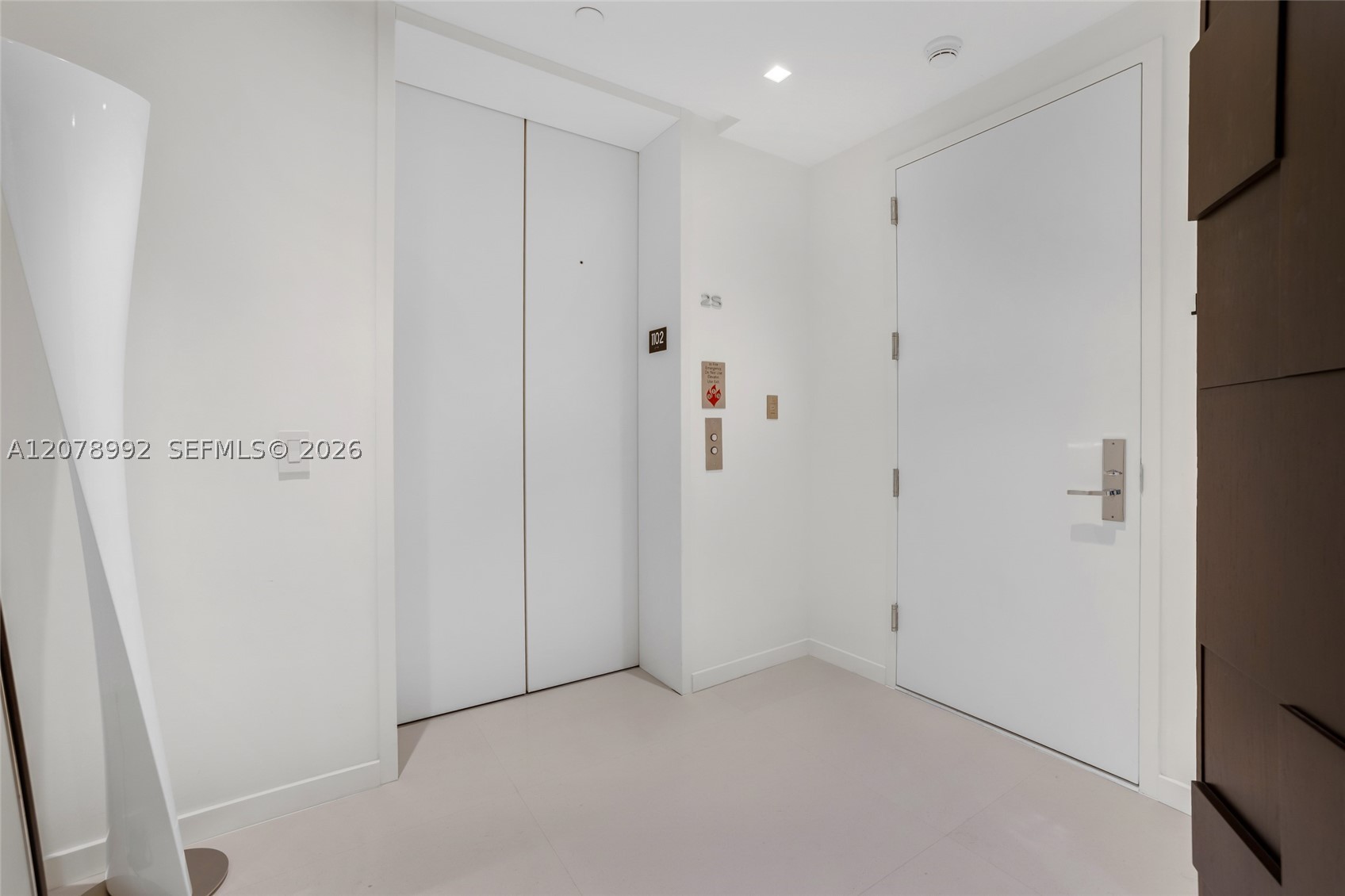 360 Ocean Dr #1102S, Key Biscayne FL 33149