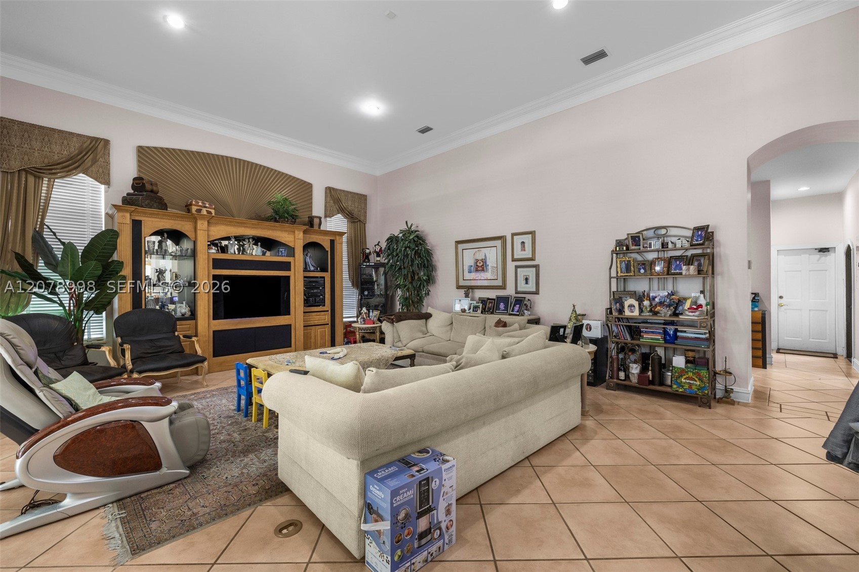 8430 SW 98th St, Miami FL 33156
