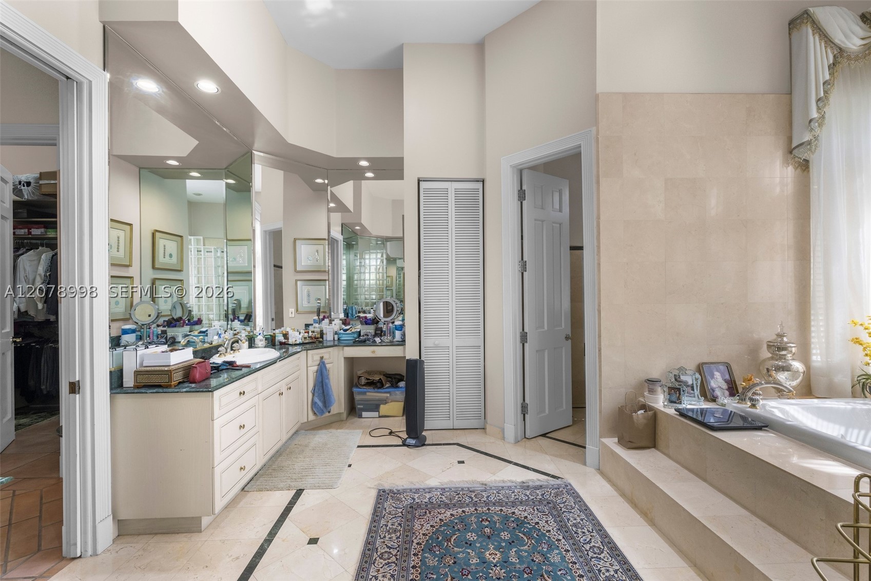 8430 SW 98th St, Miami FL 33156