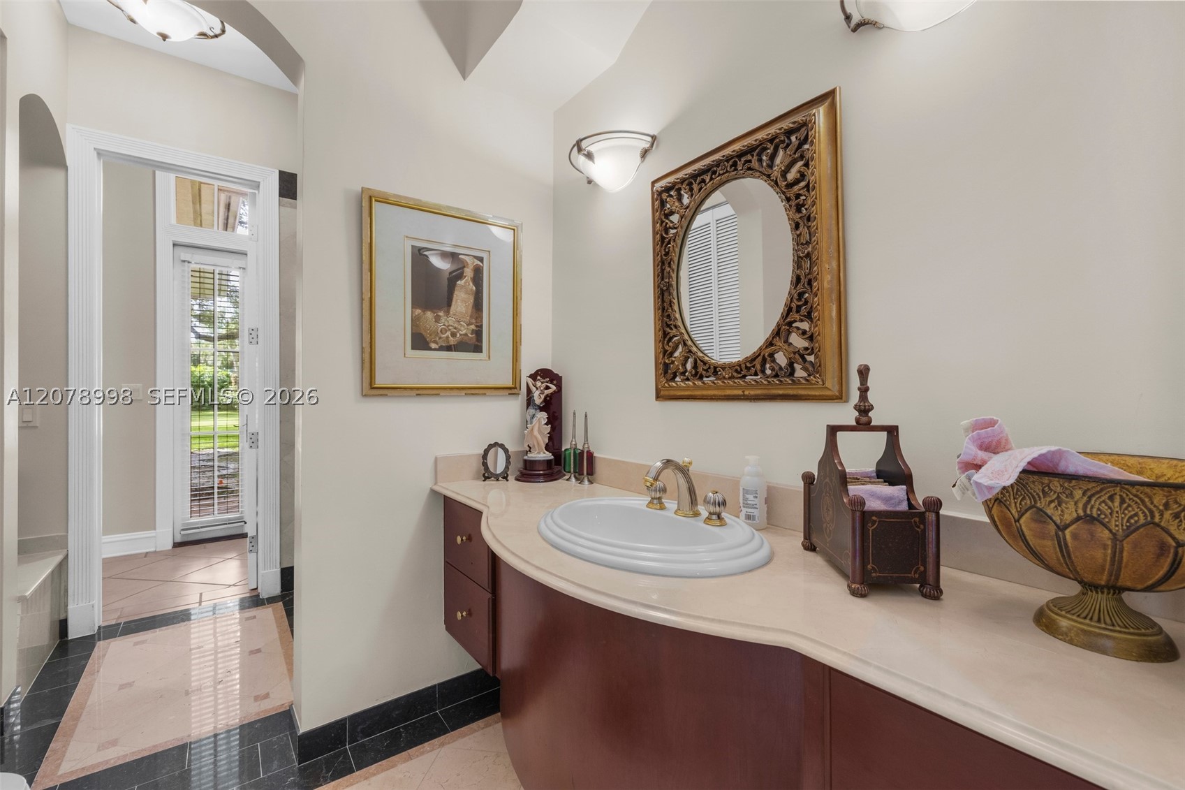 8430 SW 98th St, Miami FL 33156