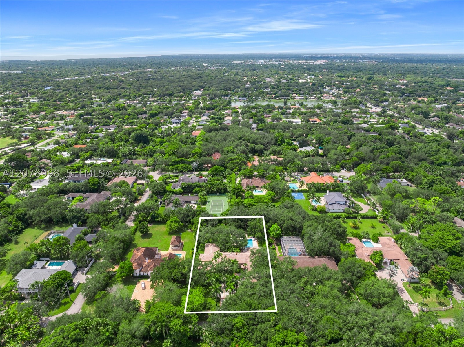 8430 SW 98th St, Miami FL 33156