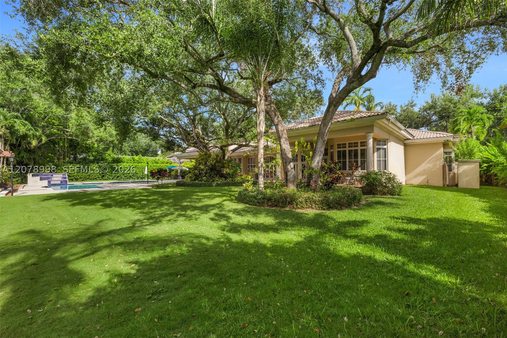 8430 SW 98th St, Miami FL 33156