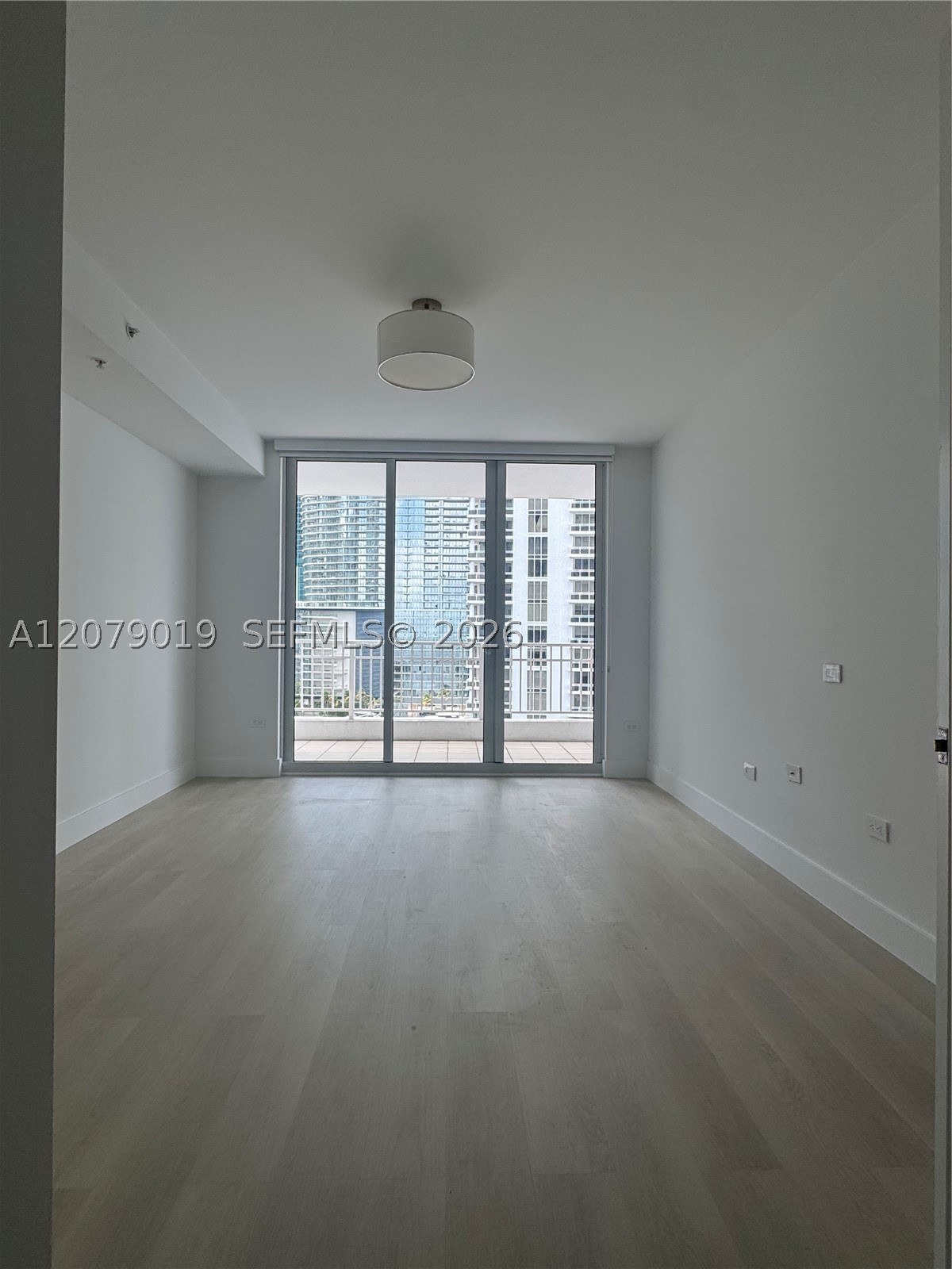 801 Brickell Key Blvd #1204, Miami FL 33131