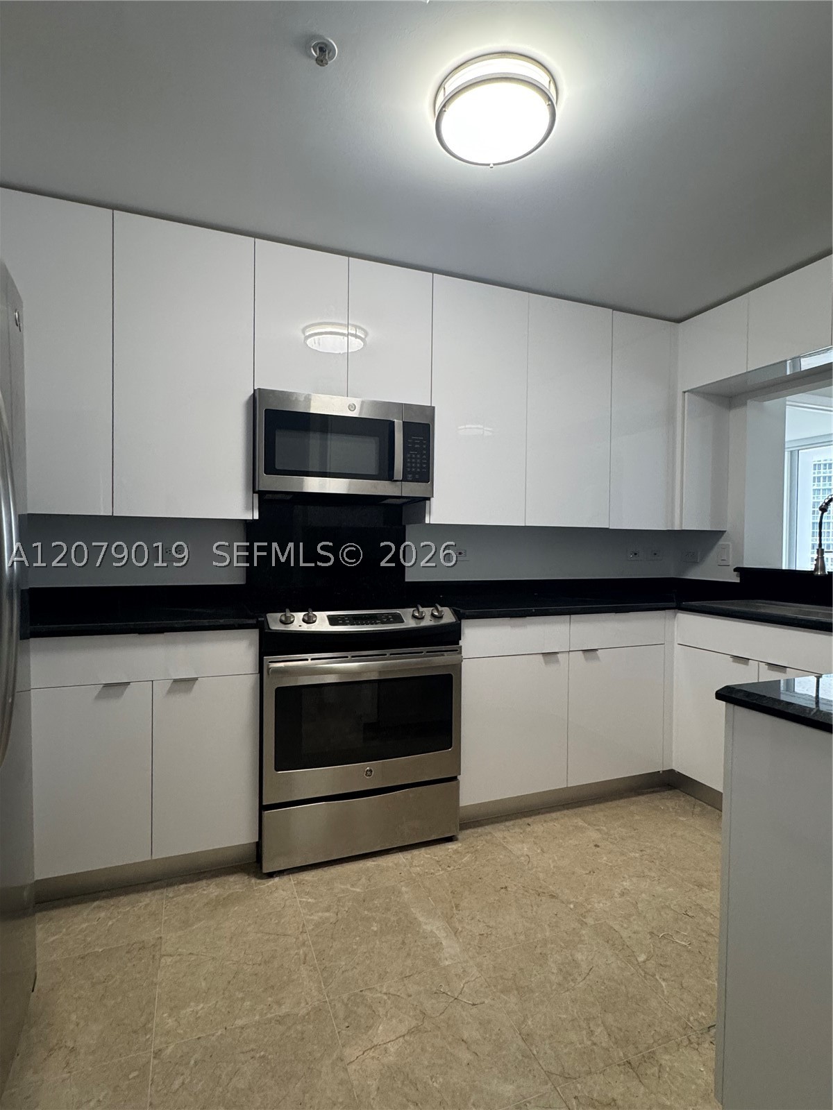 801 Brickell Key Blvd #1204, Miami FL 33131
