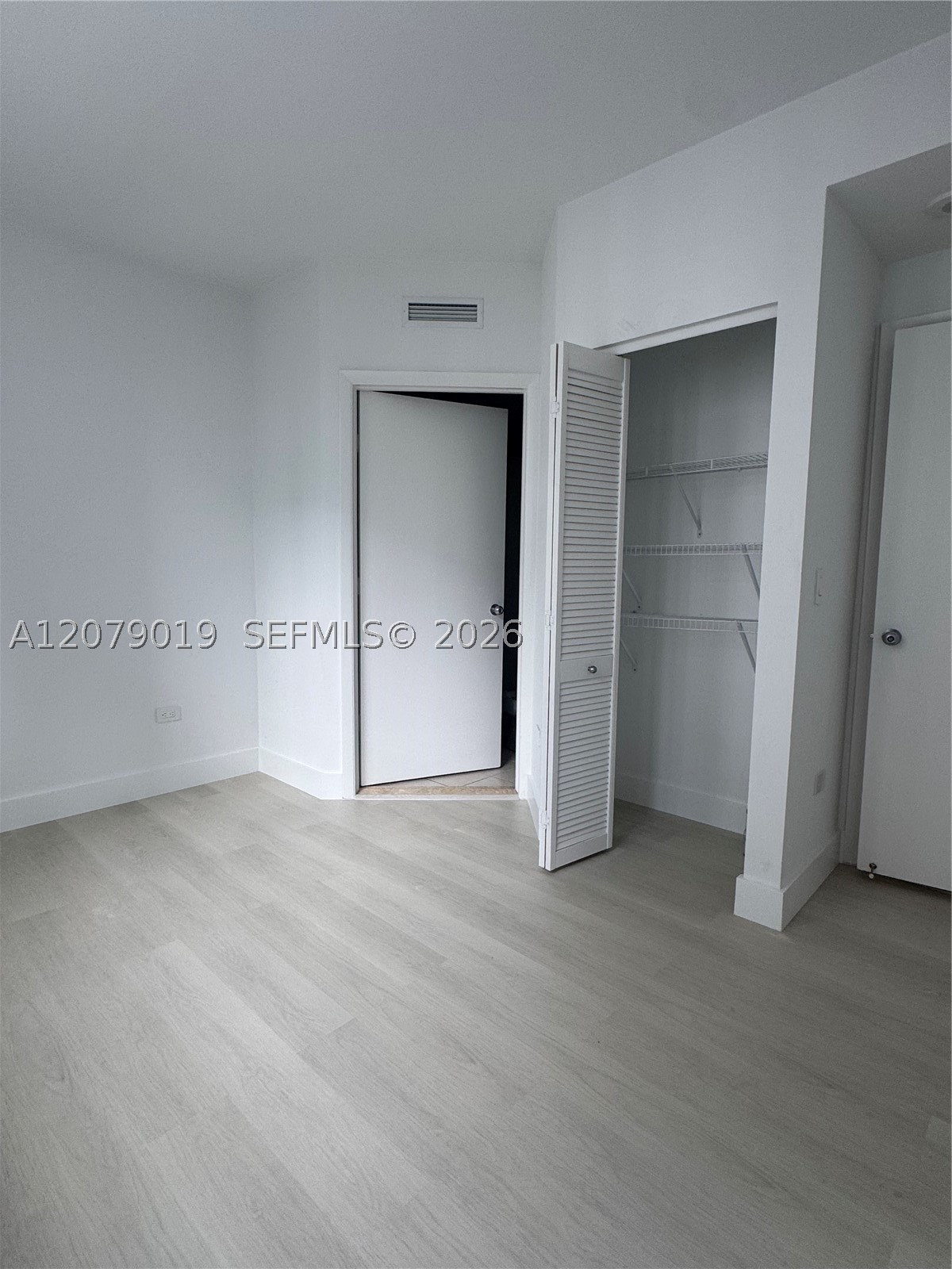 801 Brickell Key Blvd #1204, Miami FL 33131