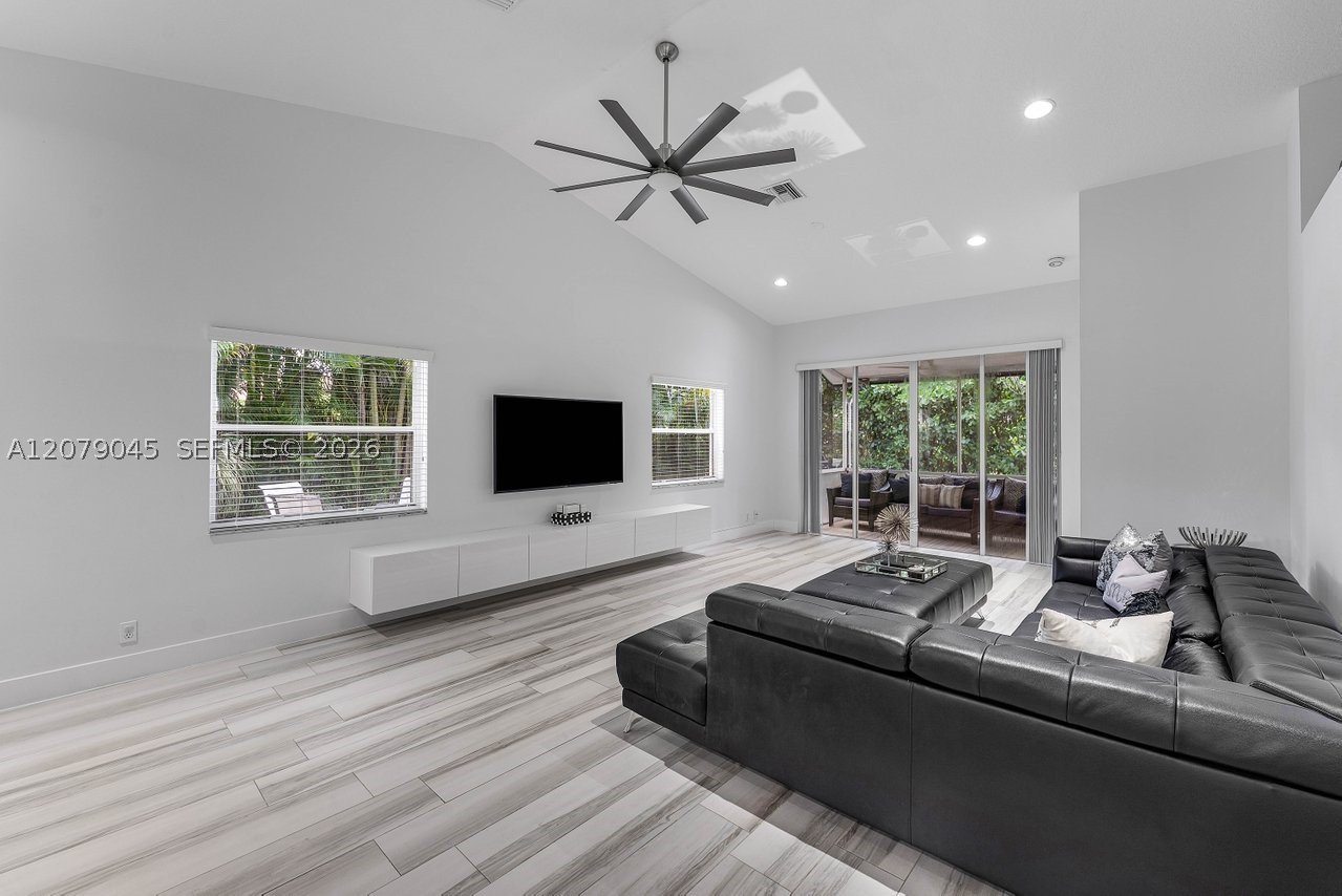 18425 Via Di Verona, Boca Raton FL 33496