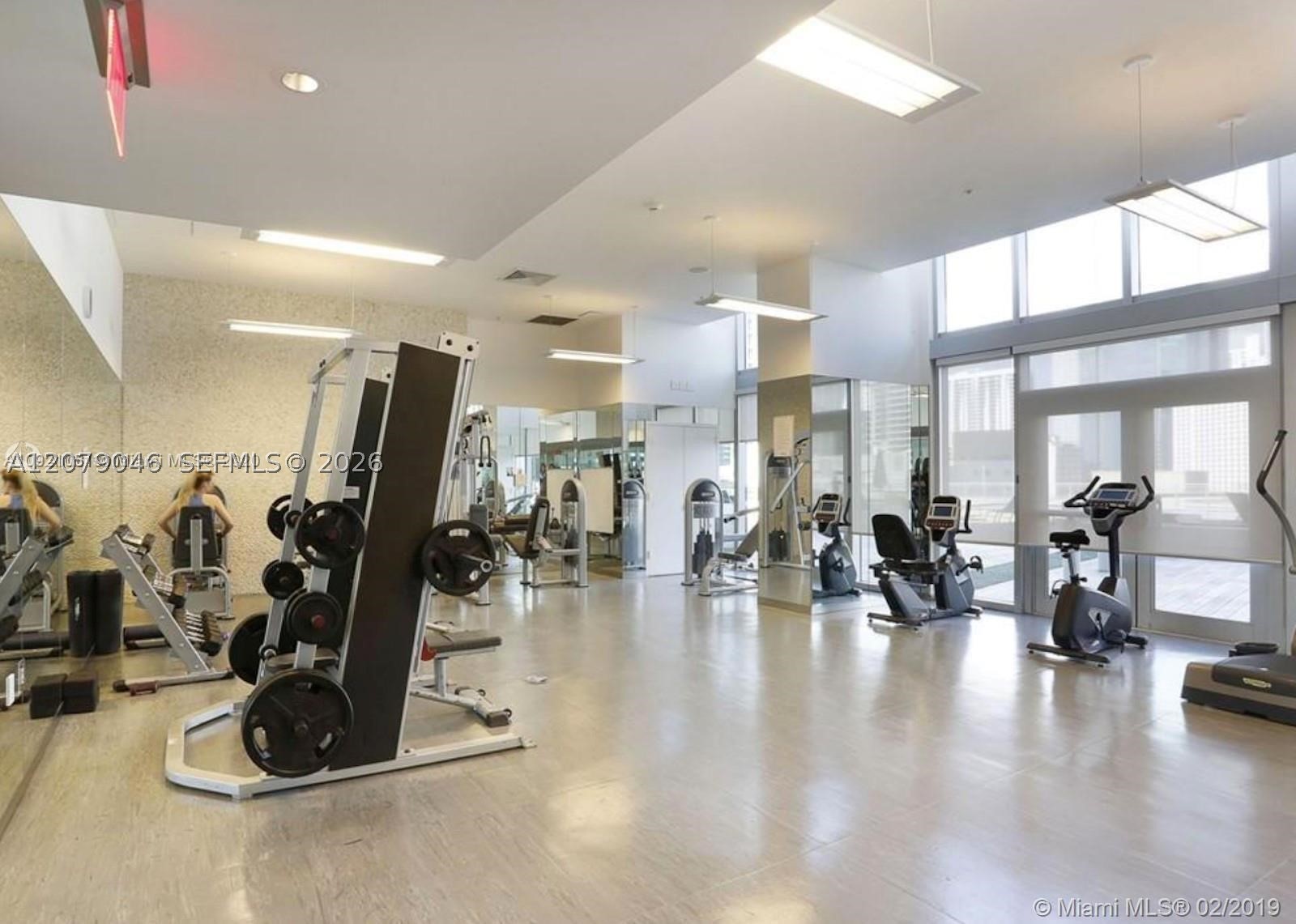 92 SW 3rd St #3504, Miami FL 33130