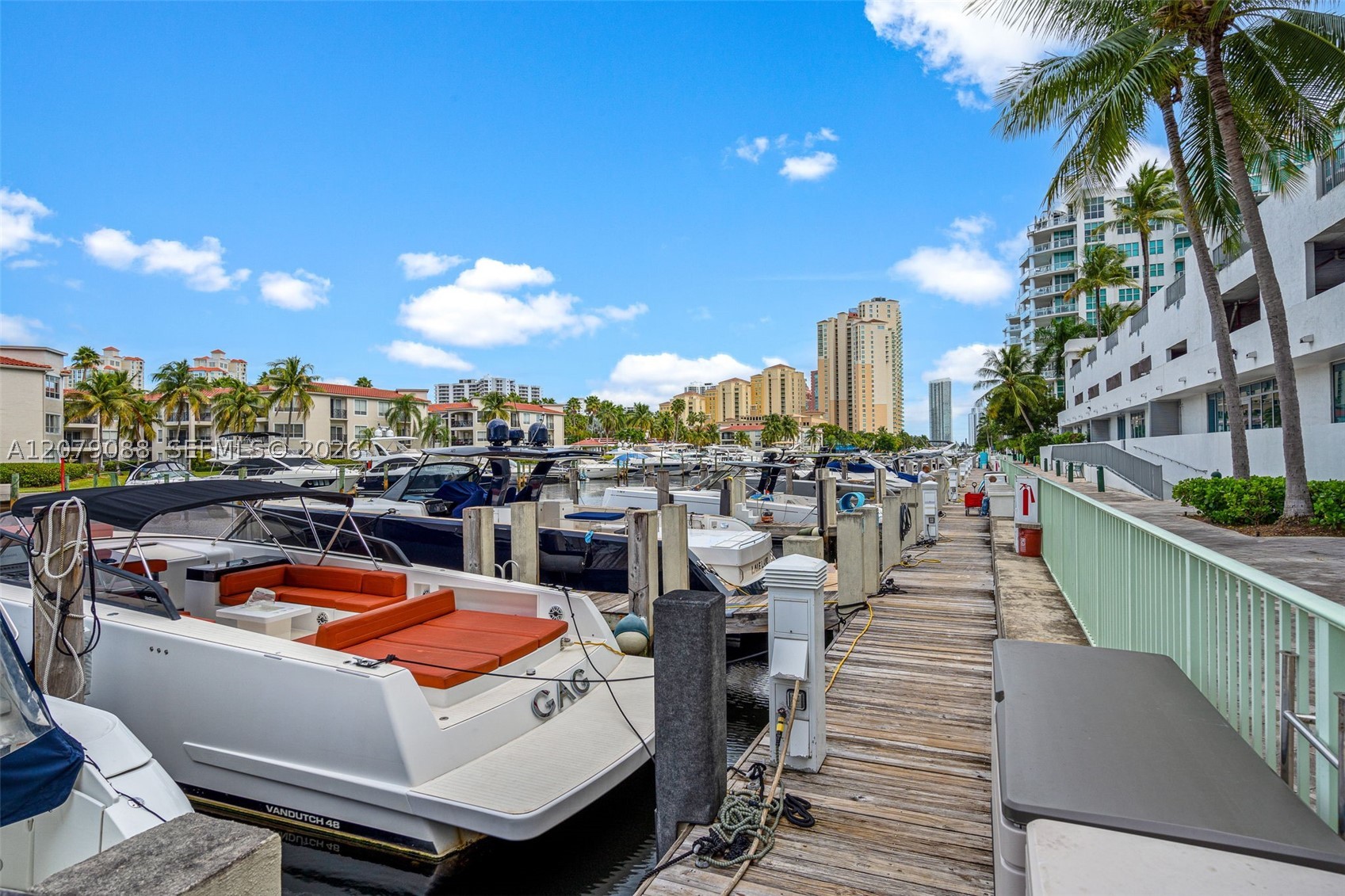 3029 NE 188th St #618, Aventura FL 33180