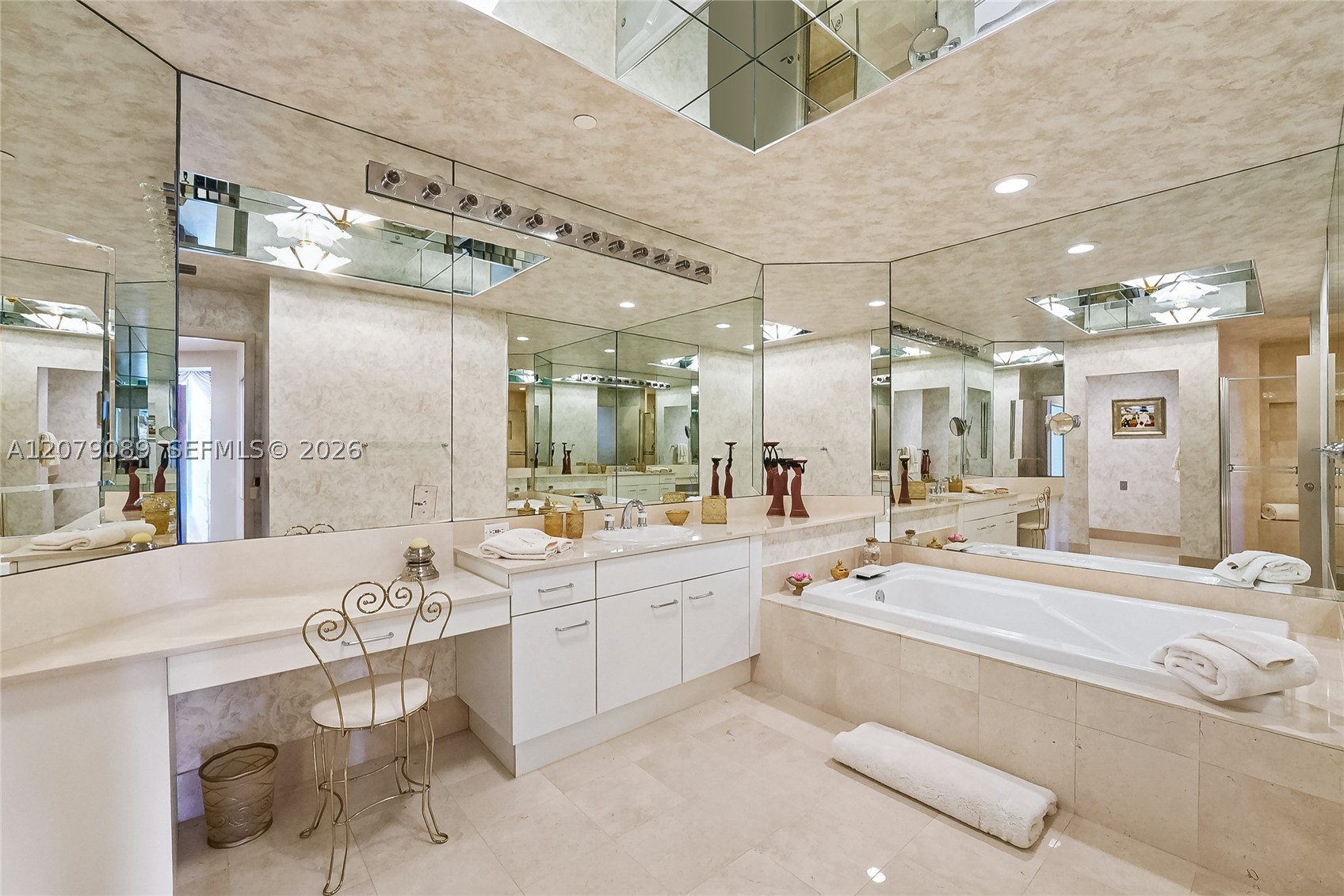 21150 Point Pl #3004, Aventura FL 33180