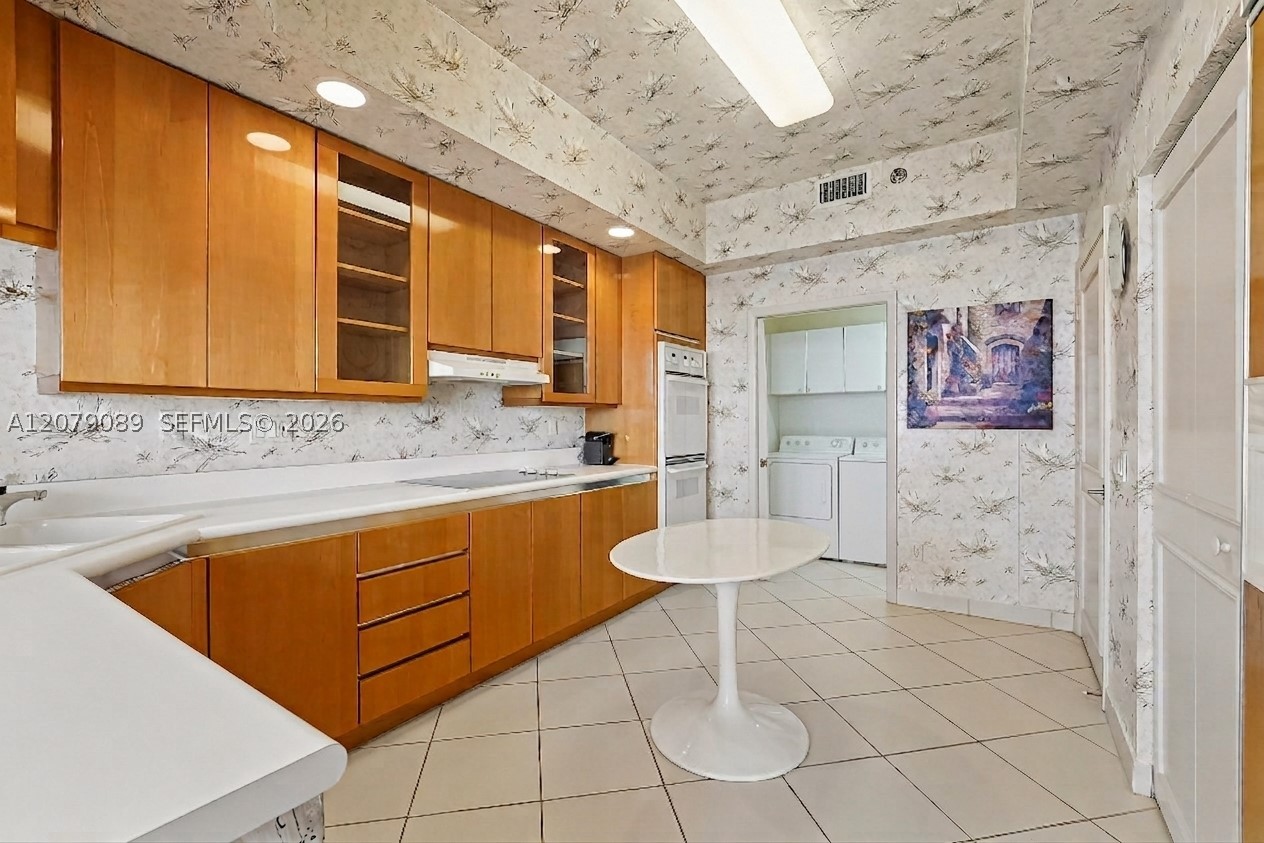 21150 Point Pl #3004, Aventura FL 33180